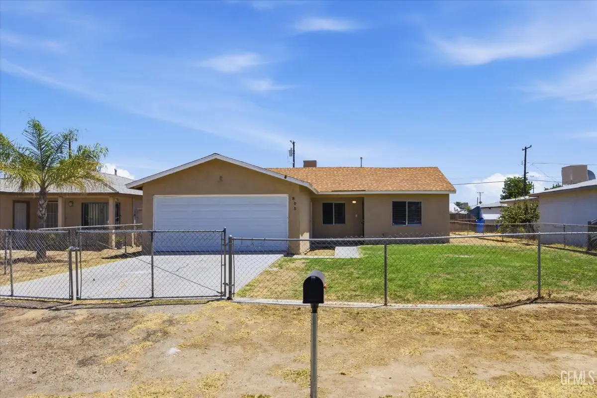 805 S BROWN STREET, Bakersfield, CA 93307 - #1