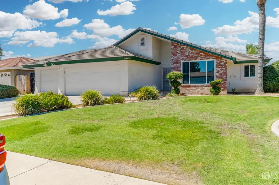 10808 OTTAWA COURT, Bakersfield, CA 93312 - #2