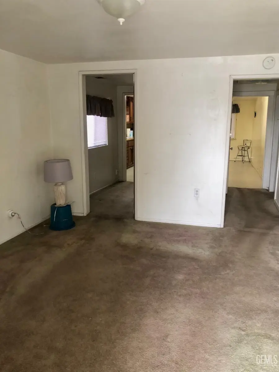 1241 E STREET, Wasco, CA 93280 - #2