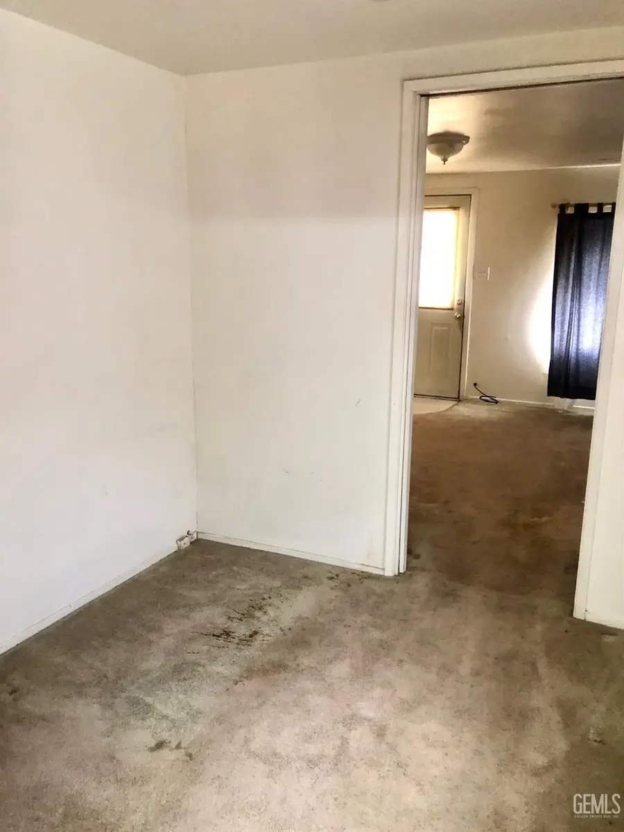 1241 E STREET, Wasco, CA 93280 - #3