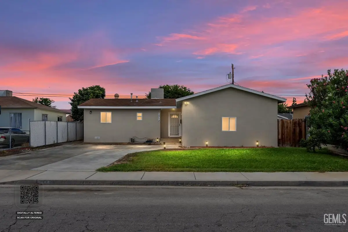 1712 CLARK AVENUE, Bakersfield, CA 93304 - #1