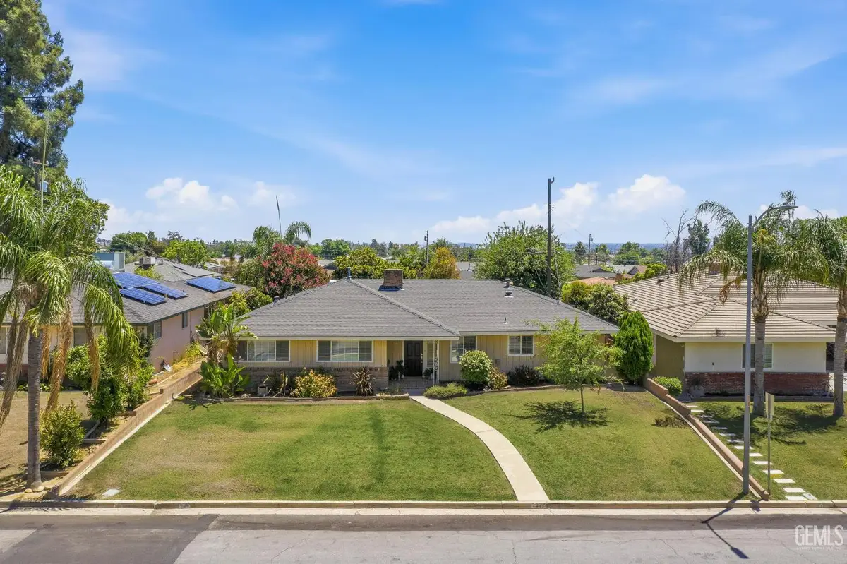 1317 RADCLIFFE AVENUE, Bakersfield, CA 93305 - #1