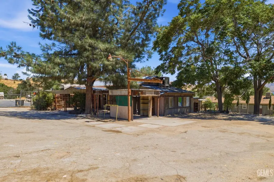 1 LAKEVIEW DRIVE, Wofford Heights, CA 93285 - #3