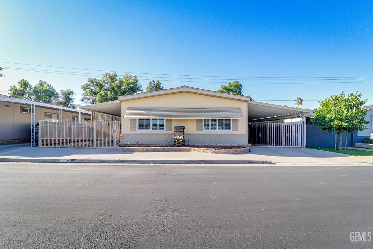 400 E ROBERTS LANE #52, Bakersfield, CA 93308 - #1