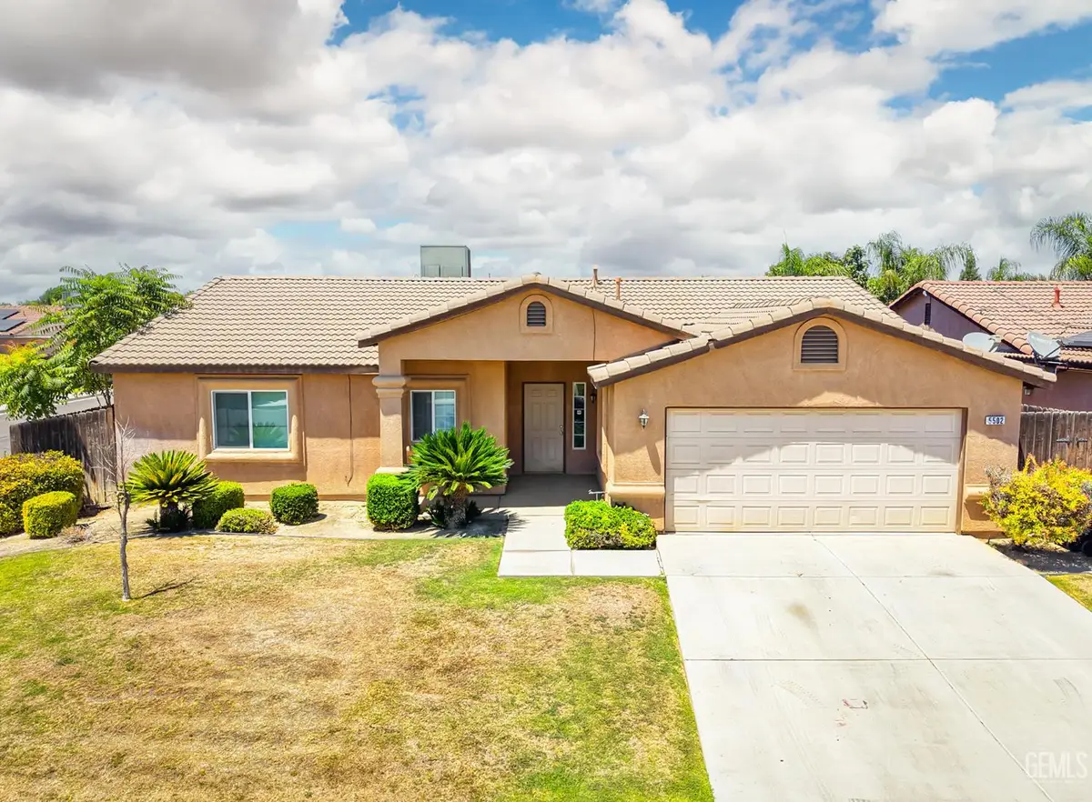 5502 EL PALACIO DRIVE, Bakersfield, CA 93307 - #1