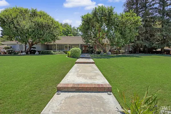 4215 FLINTRIDGE DRIVE, Bakersfield, CA 93306