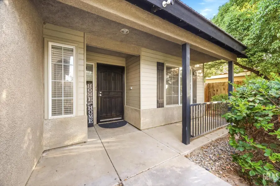 2207 POVANE COURT, Bakersfield, CA 93313 - #2