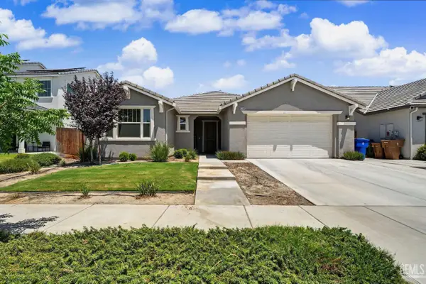 15618 DONOSTIA STREET, Bakersfield, CA 93314