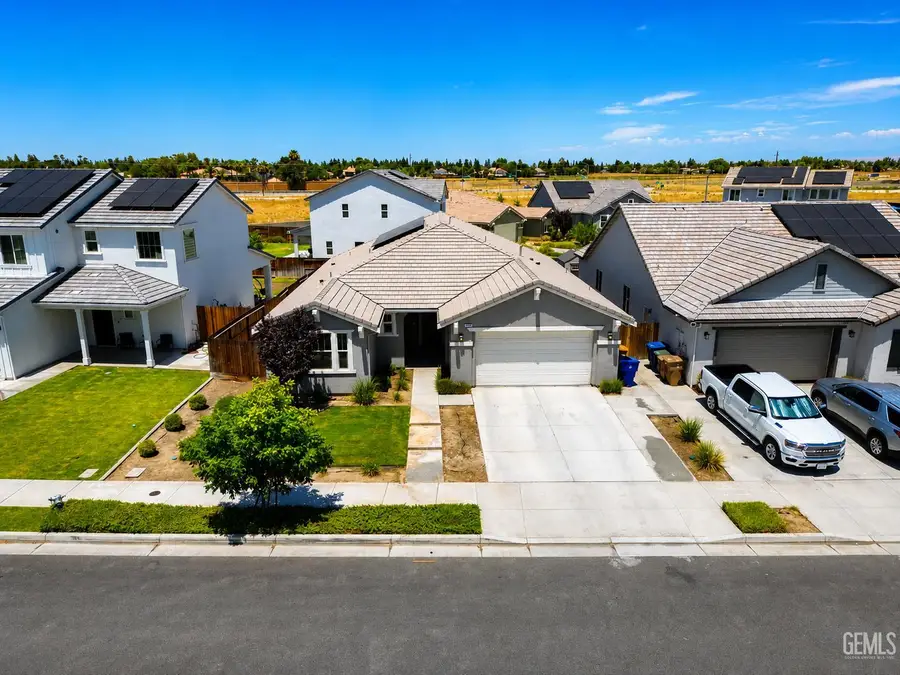 15618 DONOSTIA STREET, Bakersfield, CA 93314 - #3