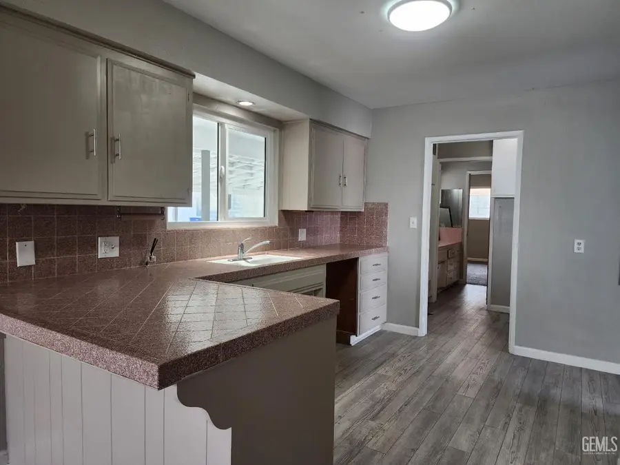 3312 COLGATE LANE, Bakersfield, CA 93306 - #2