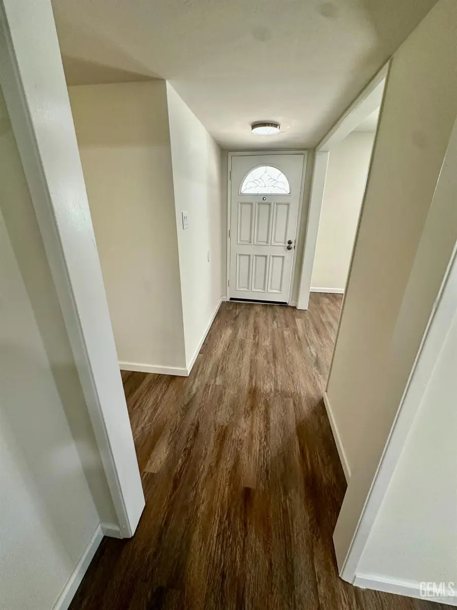 3909 CORK LANE, Bakersfield, CA 93309 - #3