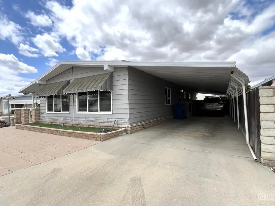 400 E ROBERTS LANE #104, Bakersfield, CA 93308 - #3