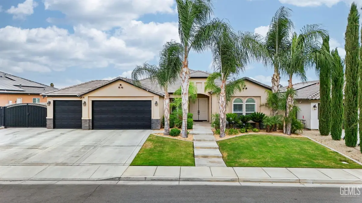 7118 BLUETAIL LANE, Bakersfield, CA 93312 - #1