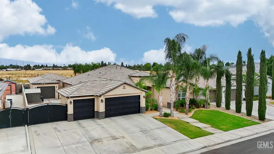 7118 BLUETAIL LANE, Bakersfield, CA 93312 - #2