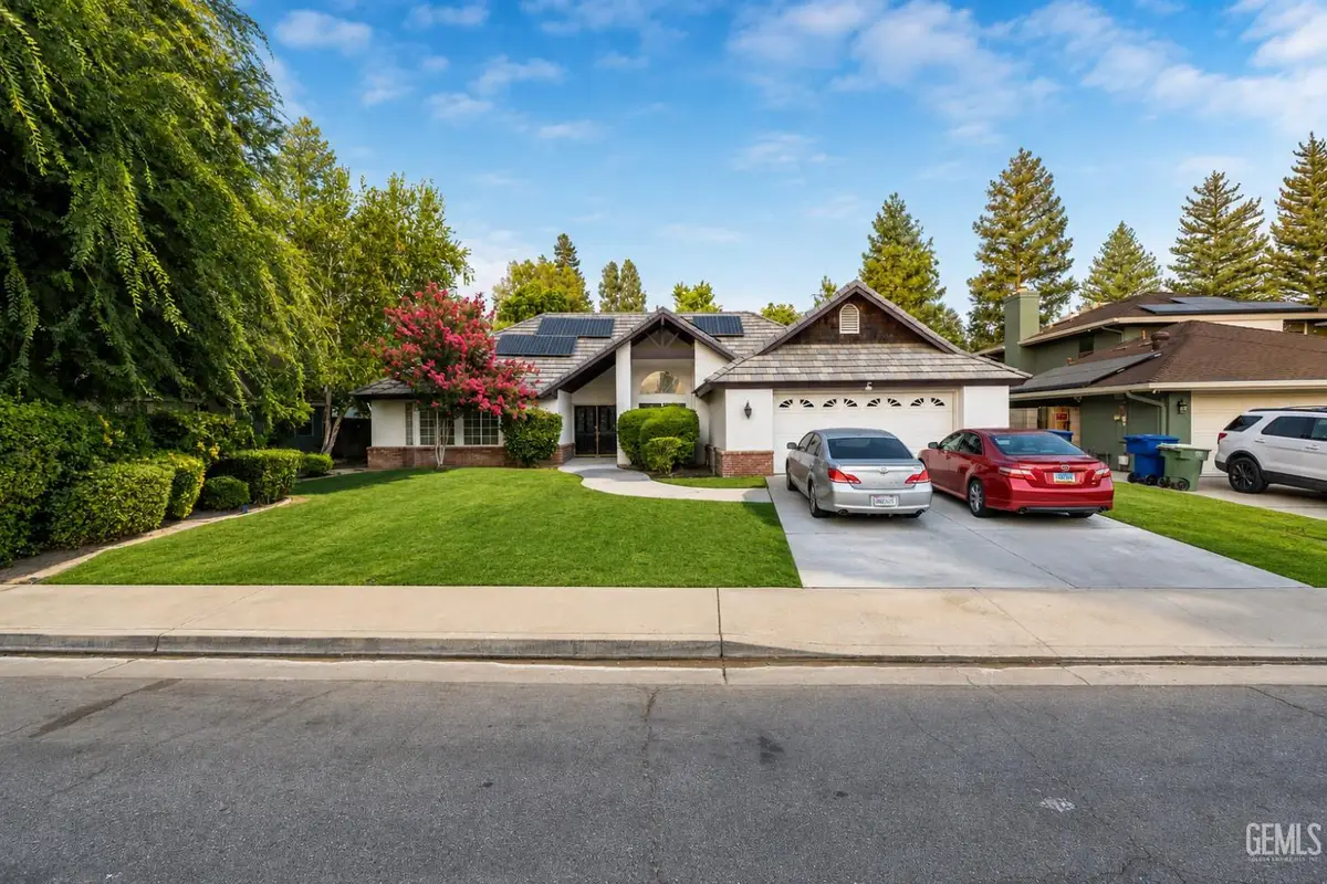 2632 MOUNTAIN OAK ROAD, Bakersfield, CA 93311 - #1