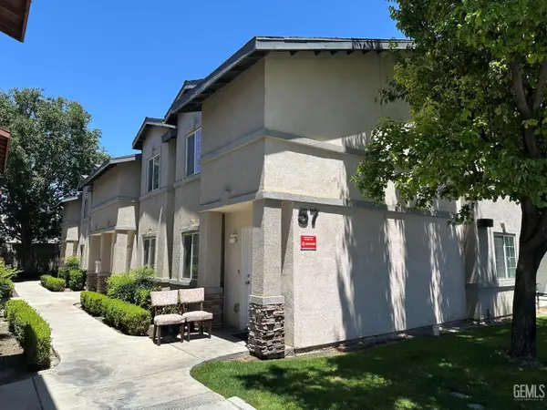 600 HOSKING AVENUE, Bakersfield, CA 93307