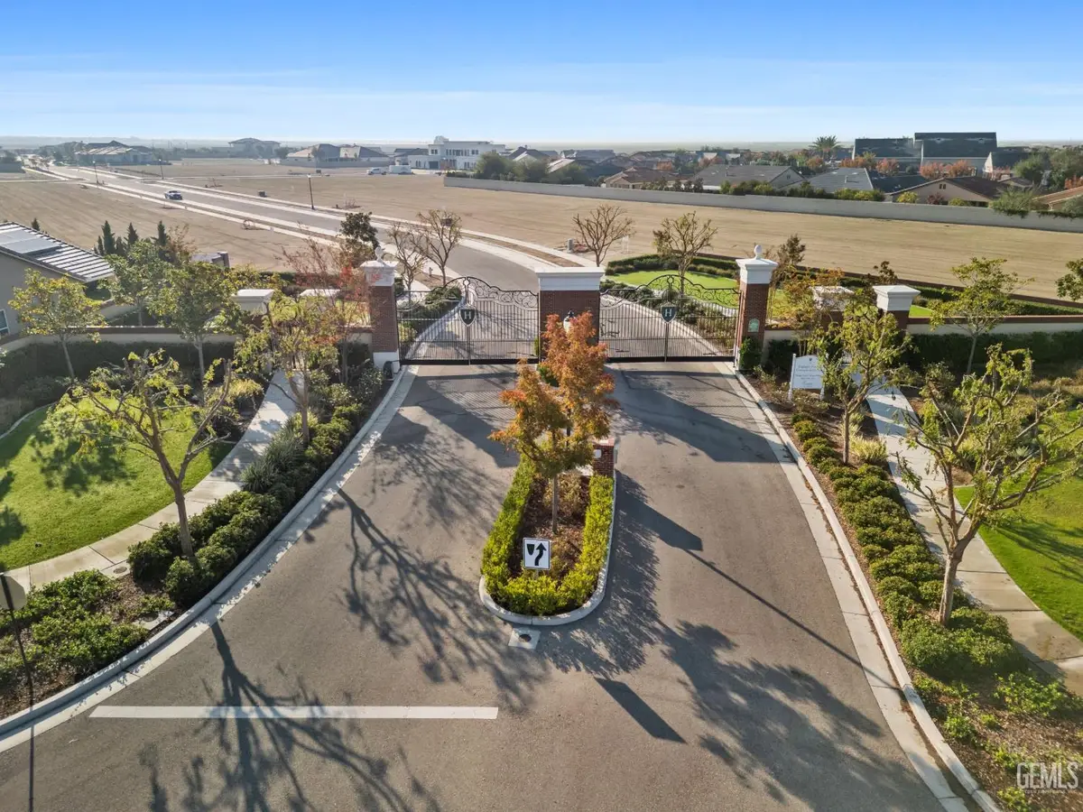 14015 LADBROOK WAY, Bakersfield, CA 93311 - #1