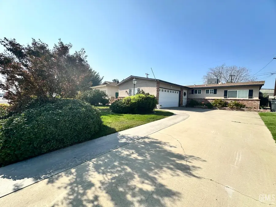 313 SANFORD DRIVE, Bakersfield, CA 93308 - #3