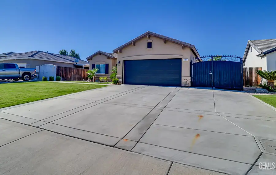 10612 TAMARRON DRIVE, Bakersfield, CA 93311 - #3
