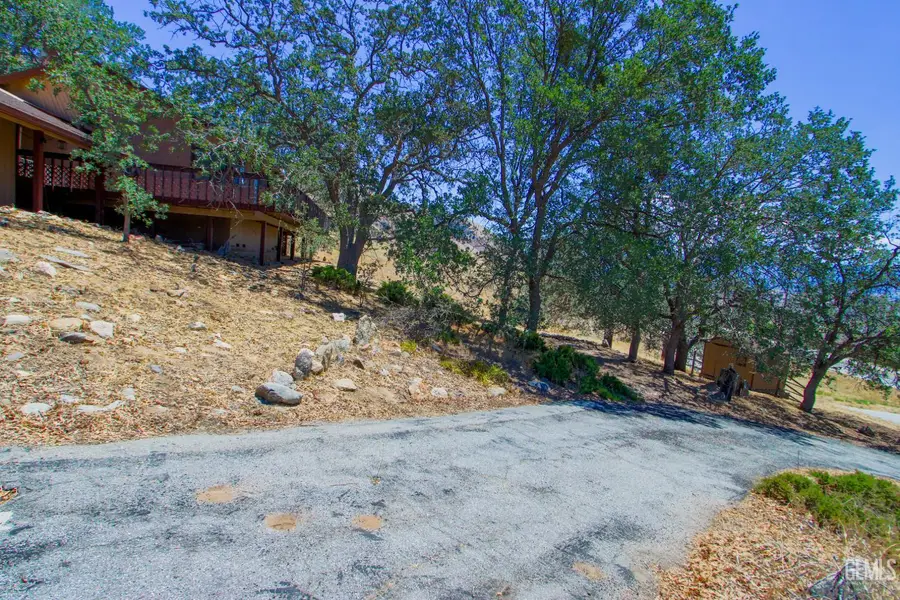 25441 BEAR VALLEY ROAD, Tehachapi, CA 93561 - #3