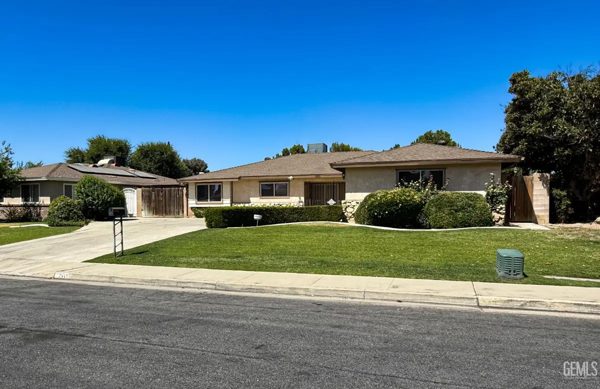 2113 WESTMINSTER DRIVE, Bakersfield, CA 93309 - #1