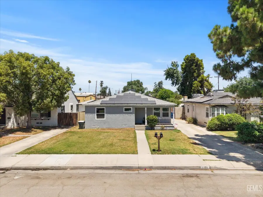 3104 OAK PLACE, Bakersfield, CA 93304 - #2