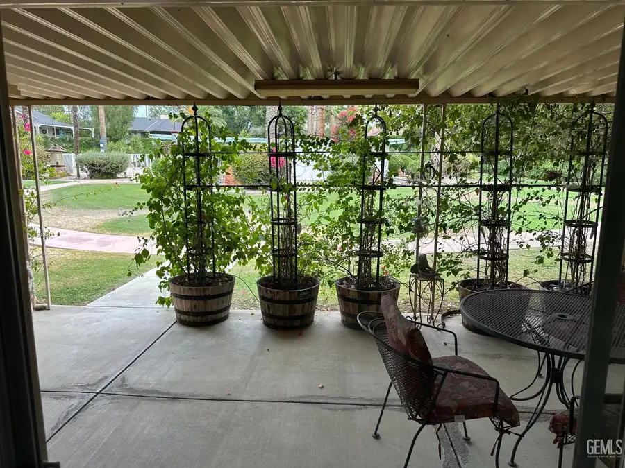 2901 SUMMIT CIRCLE, Bakersfield, CA 93306 - #3