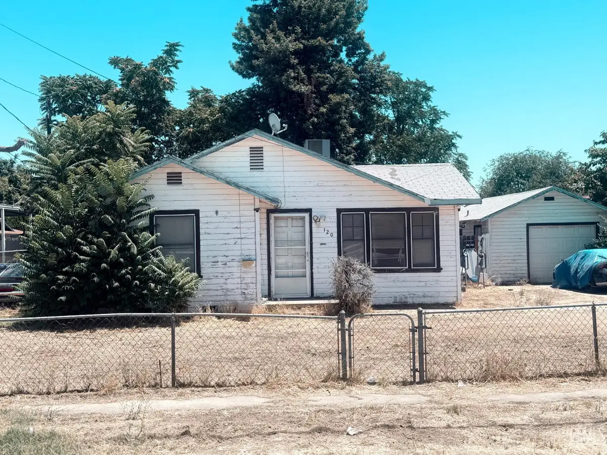 120 CRAMER STREET, Bakersfield, CA 93308 - #1
