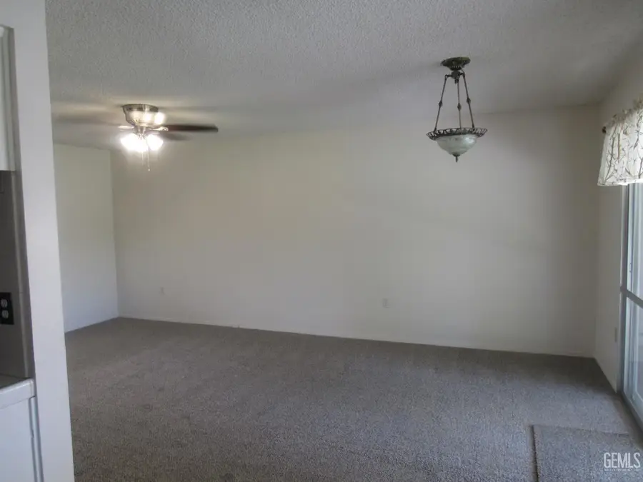 6304 ELLIS AVENUE, Bakersfield, CA 93309 - #3
