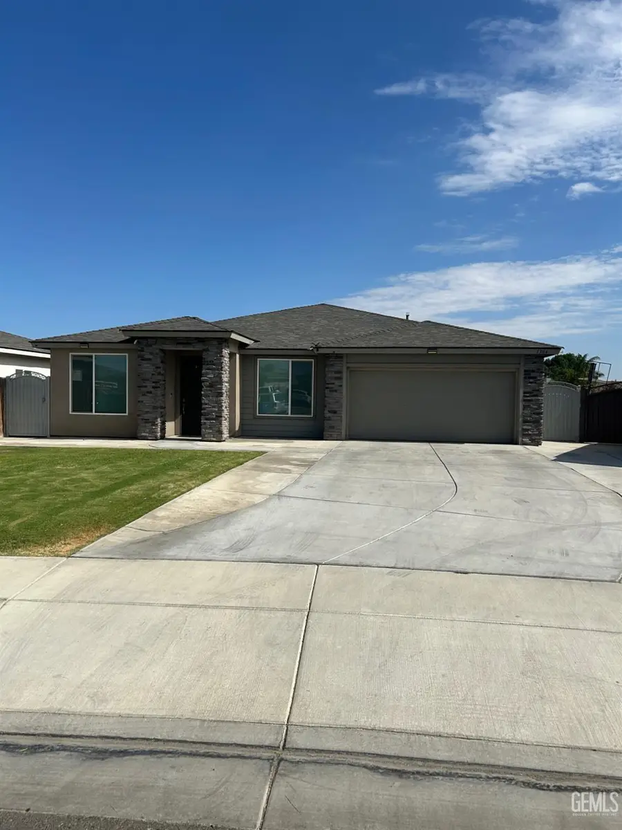 1304 ALDER GLEN STREET, Bakersfield, CA 93307 - #2