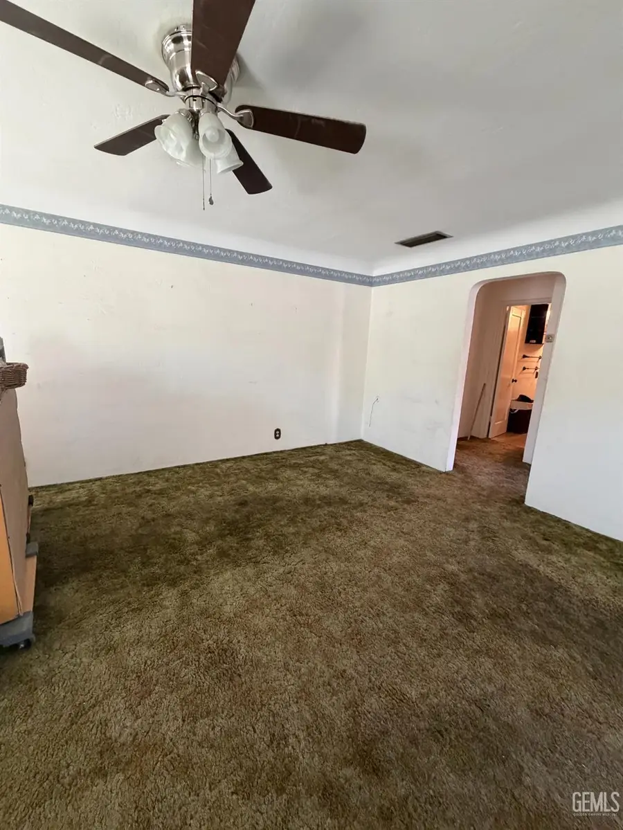 1104 GLADE STREET, Bakersfield, CA 93308 - #3