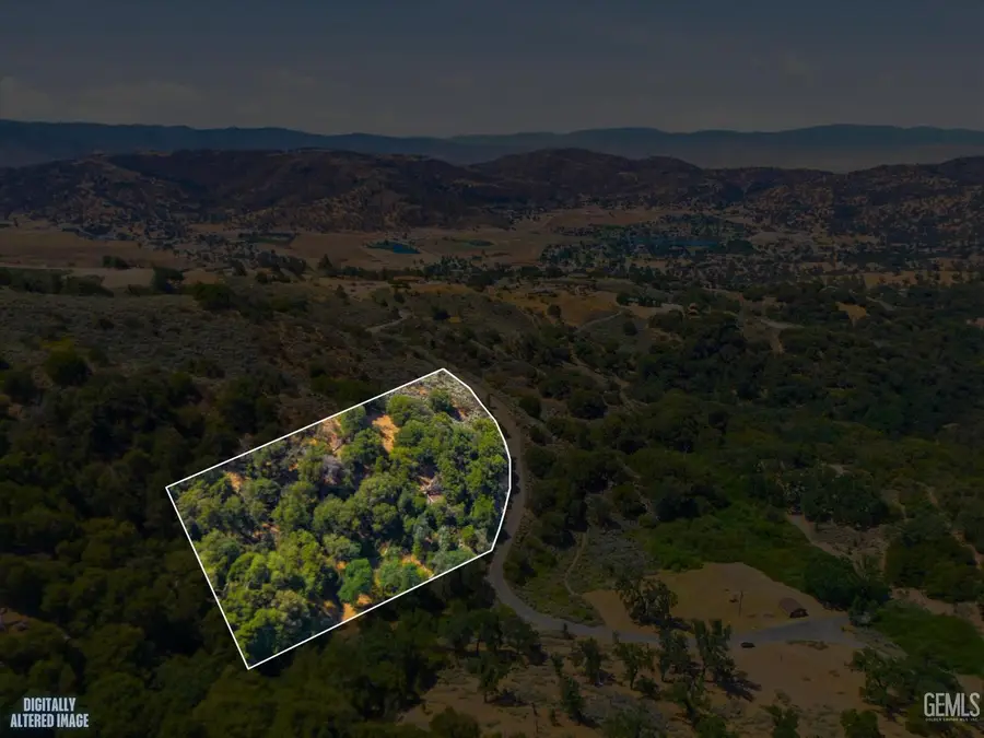 25200 CAMPGROUND DRIVE, Tehachapi, CA 93561 - #2