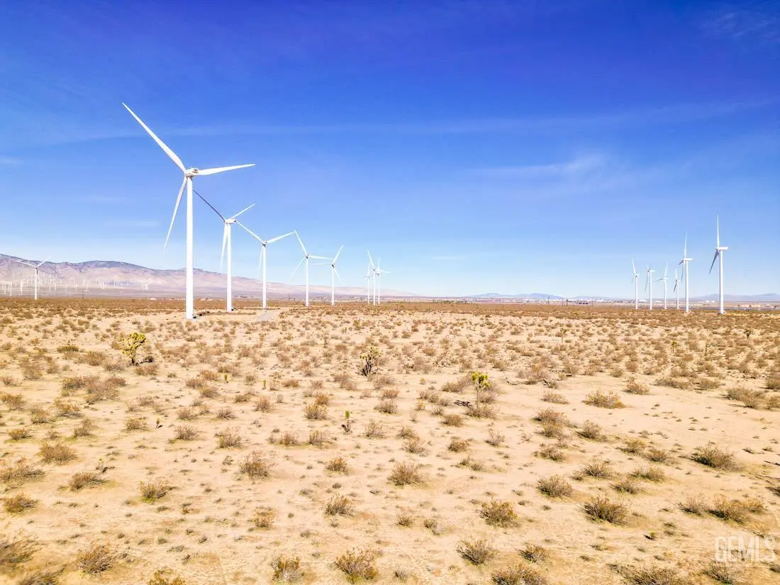 3900 SUNSET AVENUE, Mojave, CA 93501 - #1