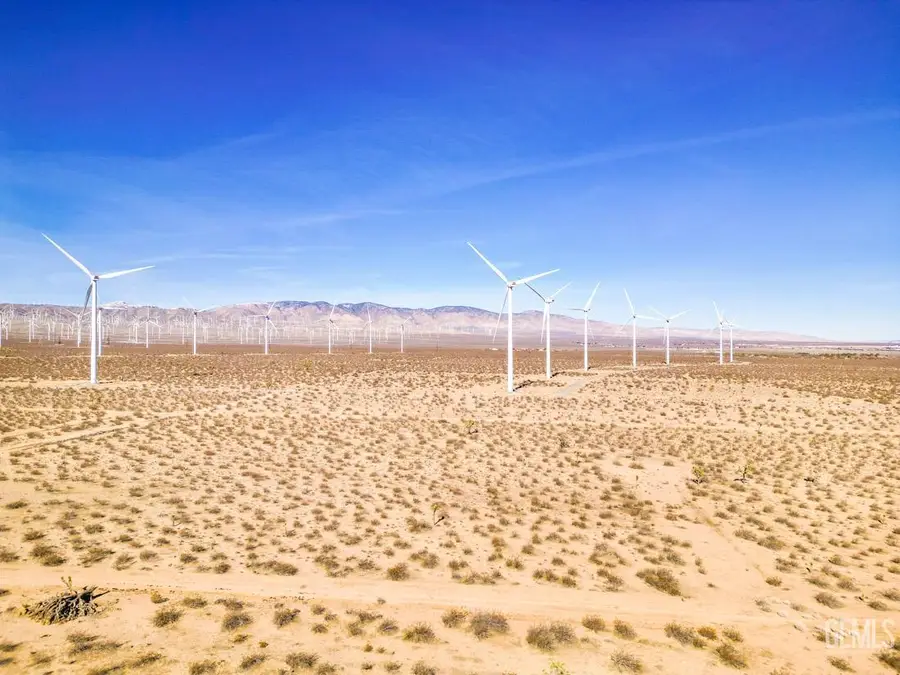 3900 SUNSET AVENUE, Mojave, CA 93501 - #2