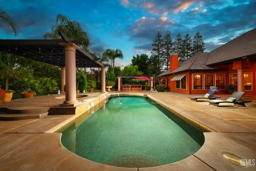 4704 ISLANDS DRIVE, Bakersfield, CA 93312 - #2