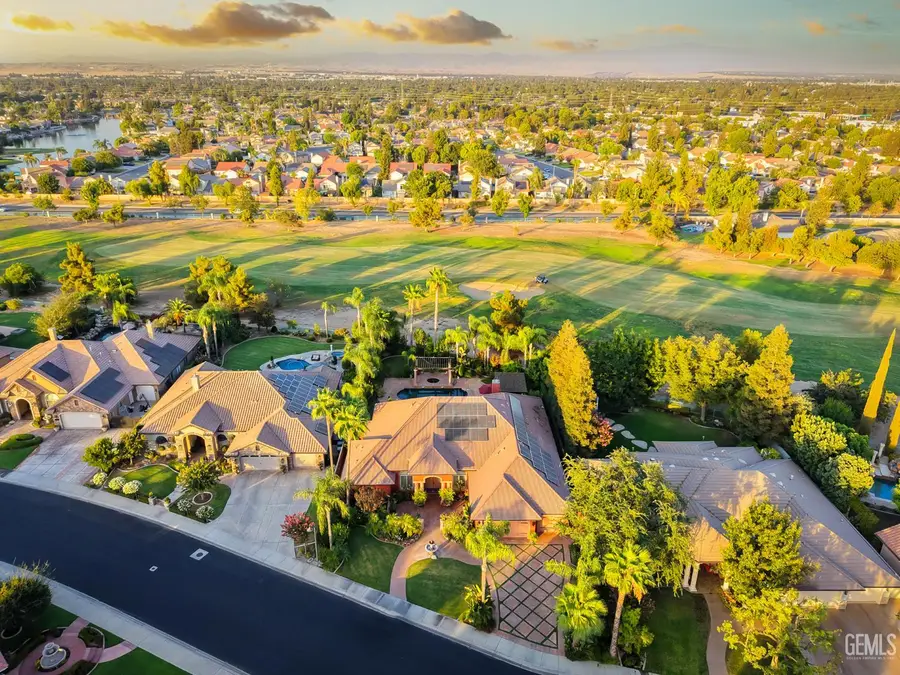 4704 ISLANDS DRIVE, Bakersfield, CA 93312 - #3