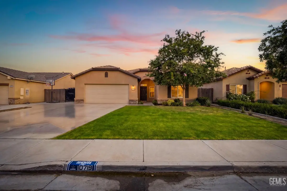10719 MONTEMAR DRIVE, Bakersfield, CA 93311 - #1