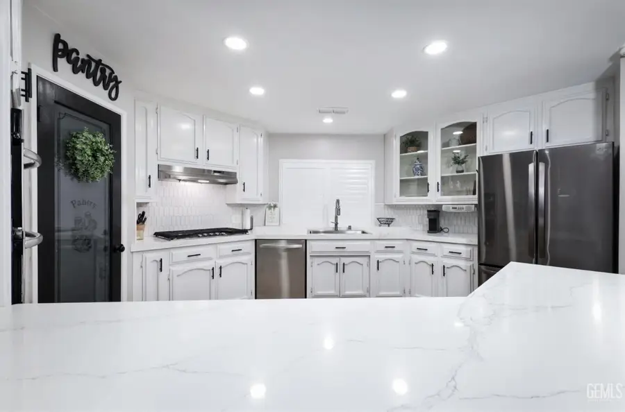 9401 VALLEY OAK COURT, Bakersfield, CA 93311 - #3
