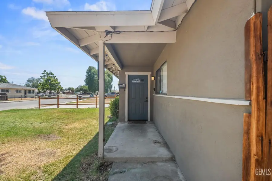 1316 EL TEJON AVENUE, Bakersfield, CA 93308 - #3
