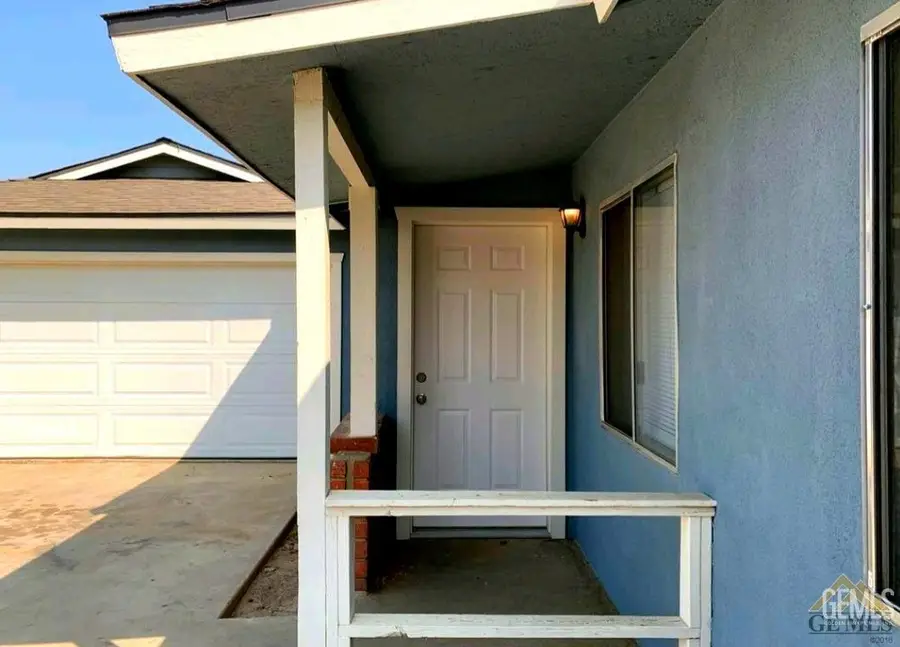 3112 DORE DRIVE, Bakersfield, CA 93304 - #3