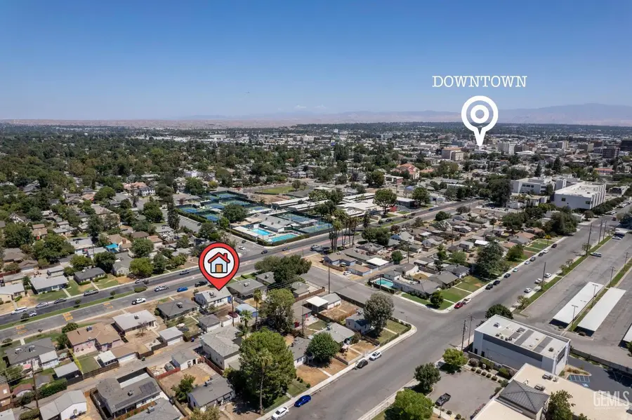2615 TRUXTUN AVENUE, Bakersfield, CA 93301 - #2