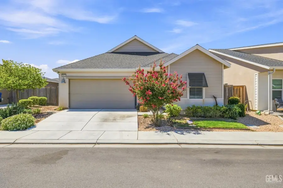 9623 SILVER FALLS, Shafter, CA 93263 - #2