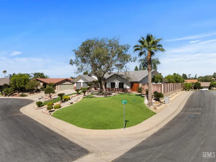 2908 JUDD COURT, Bakersfield, CA 93306 - #3