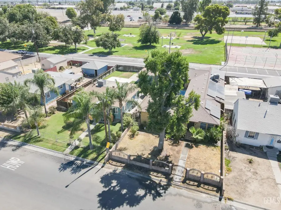 1504 EL TORO DRIVE, Bakersfield, CA 93304 - #3