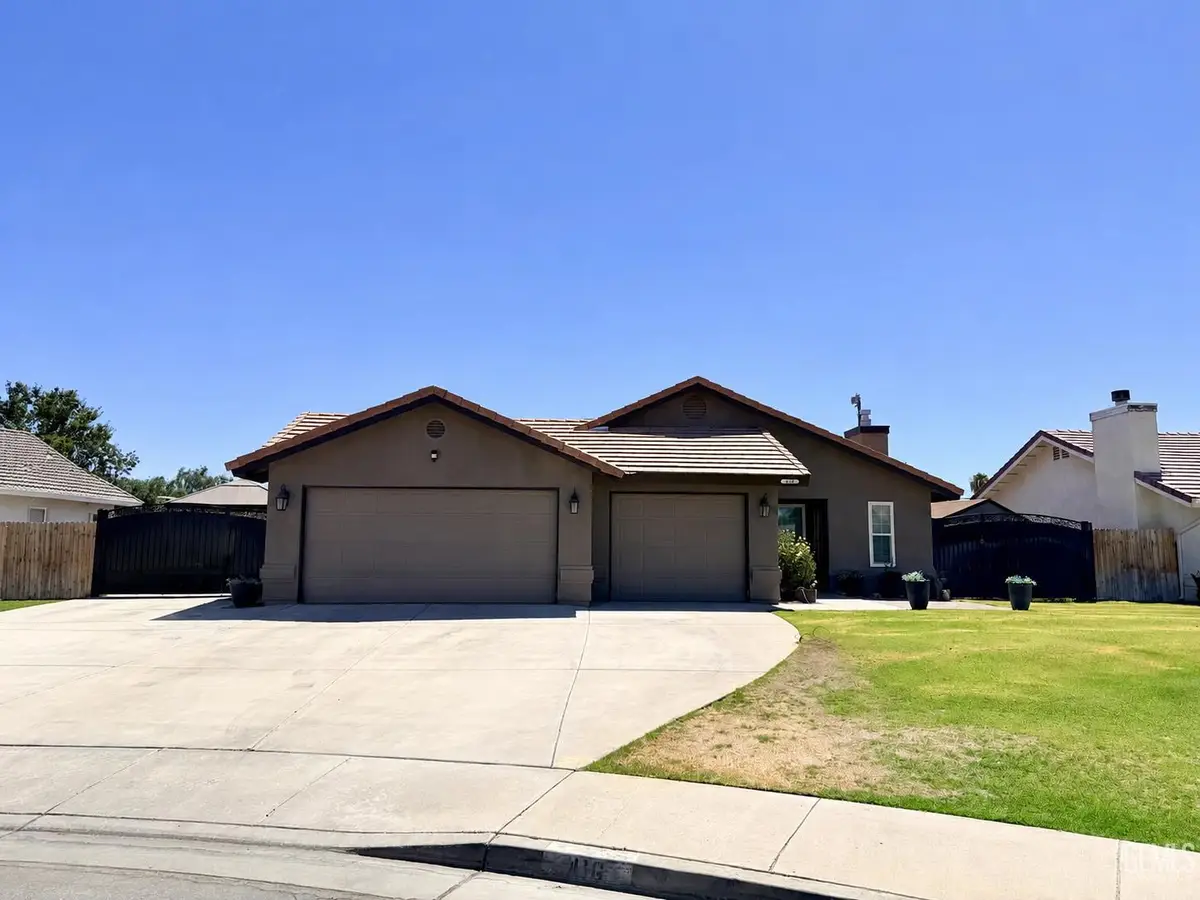 416 CORTE MISMO, Bakersfield, CA 93314 - #1