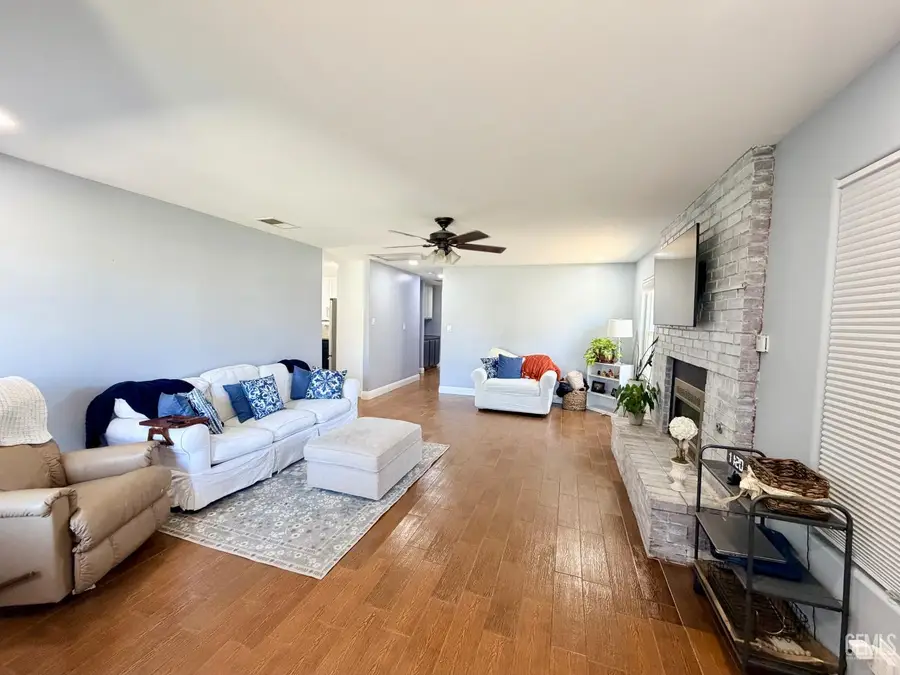 416 CORTE MISMO, Bakersfield, CA 93314 - #3