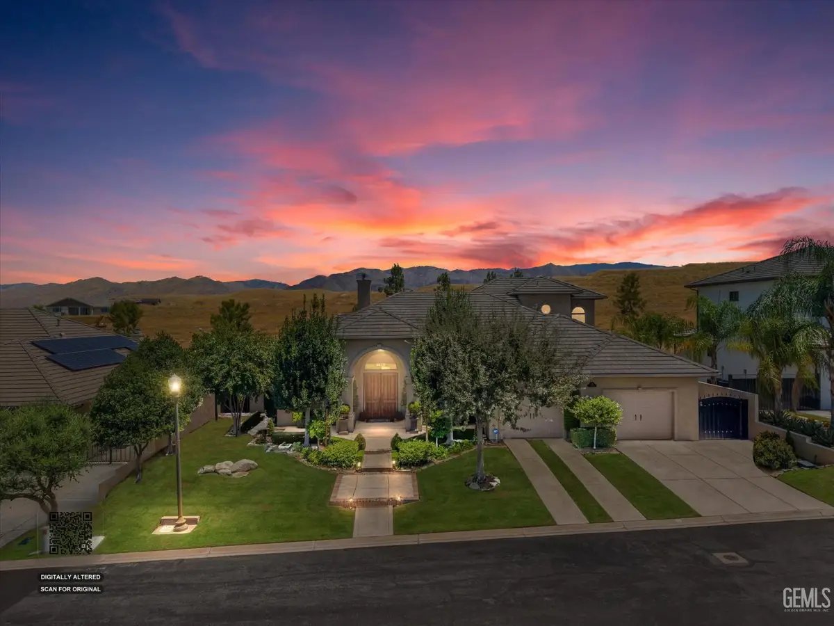 5415 VIA SORRENTO, Bakersfield, CA 93306 - #1