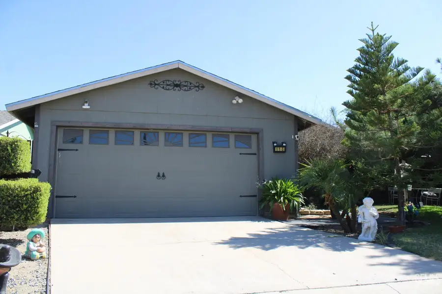 115 GLENWOOD AVENUE, McFarland, CA 93250 - #3