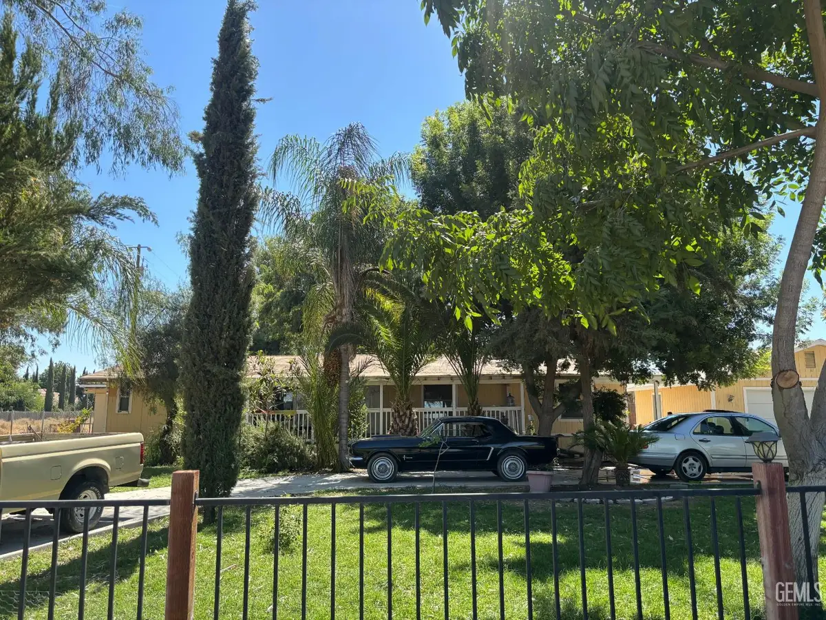 4844 BANNING STREET, Bakersfield, CA 93314 - #1