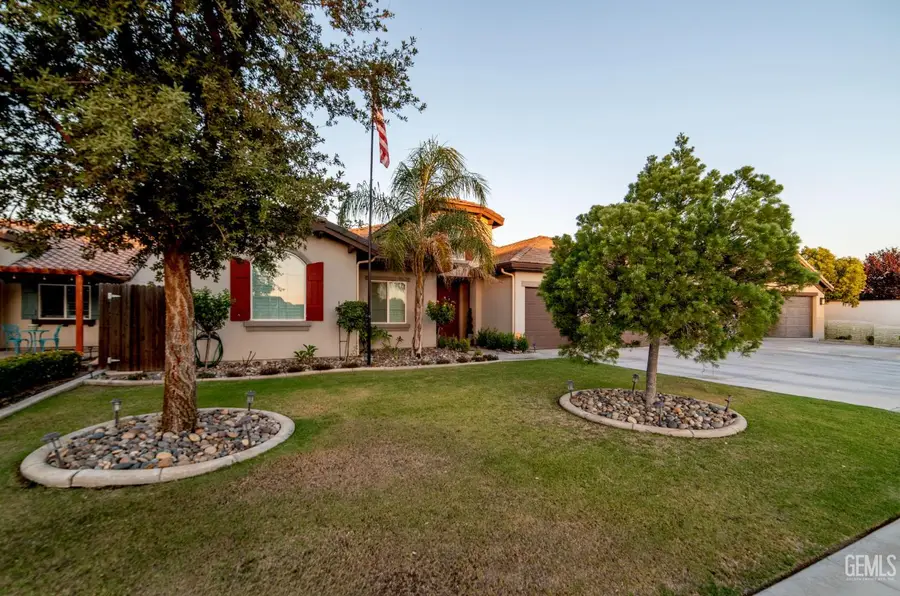 7102 LAREDO DRIVE, Bakersfield, CA 93311 - #2